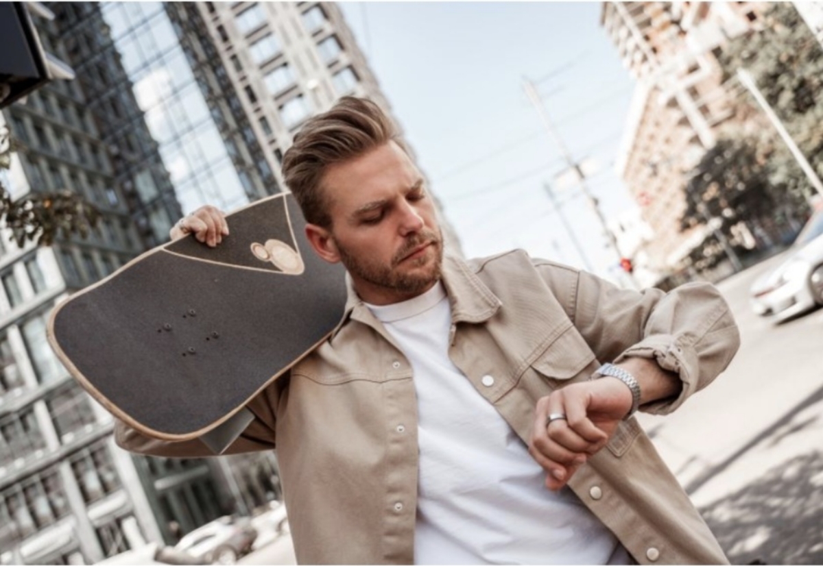 Qué color de reloj combina con todo para hombre?